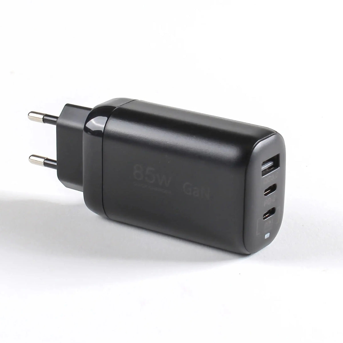 Chargeur Rapide 3 Ports GaN 85W – Compatible Ordinateurs Portables, Téléphones et Consoles de Jeux